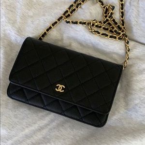 Chanel wallet on chain